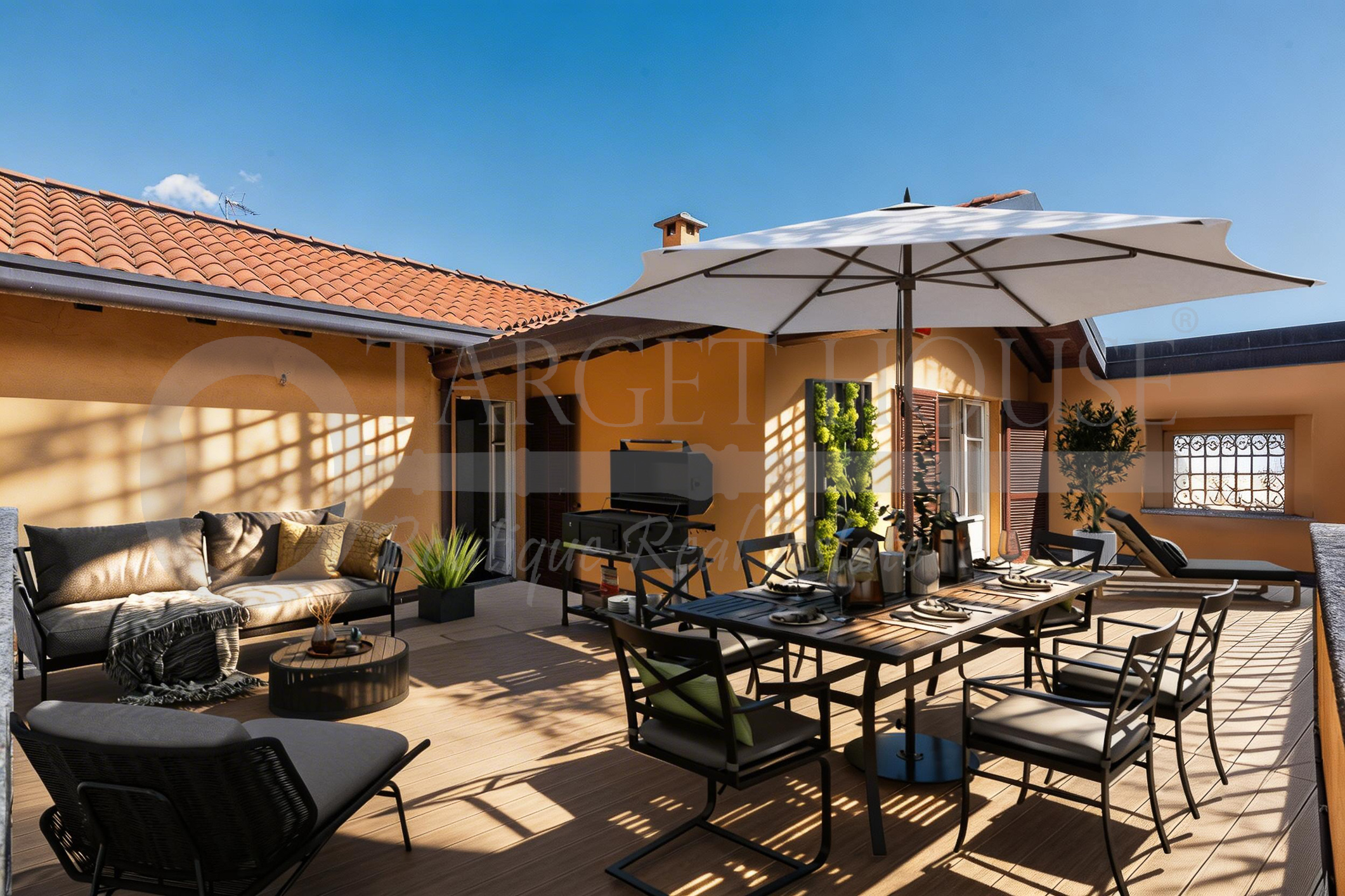 Pregiatissimo attico terrazzatissimo con vista lago Como