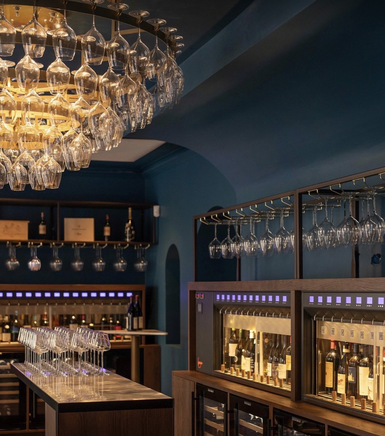 TargetHouse® and the Friends of Reverso… an innovative idea in the world of techno-wine!!