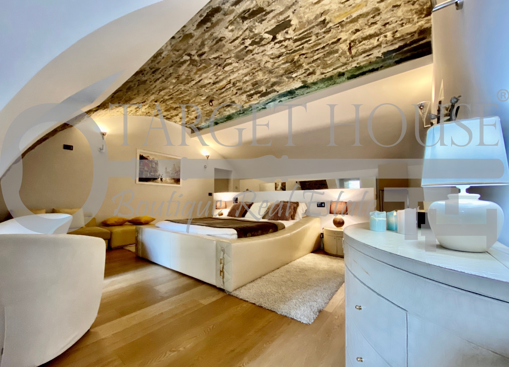 Appartamento lusso in affitto in Viale Geno