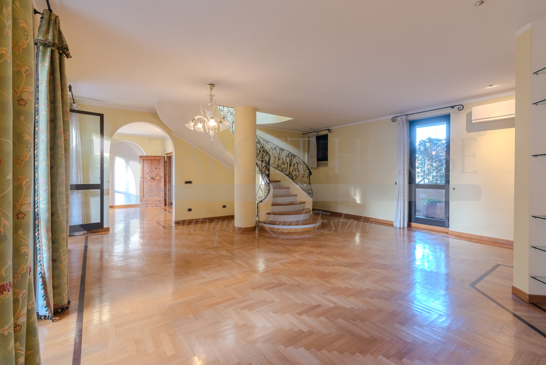 Exclusive Penthouse with Terrace